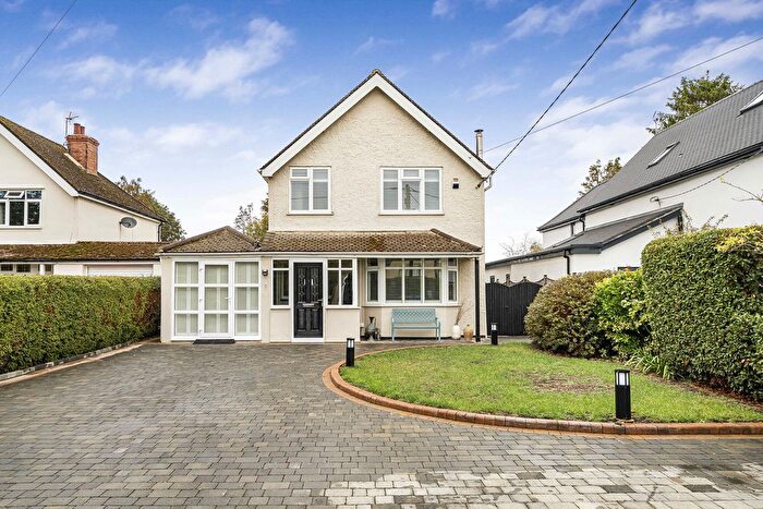 4 Bedroom Detached House For Sale In The Moors, Kidlington, OX5