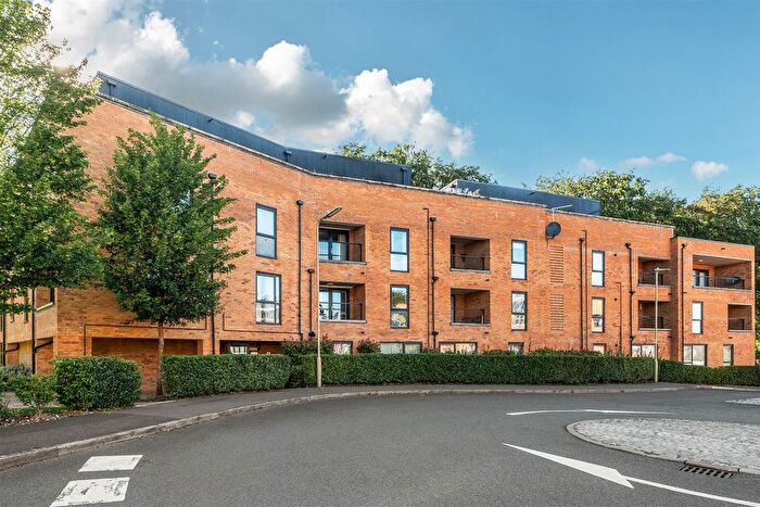 1 Bedroom Maisonette For Sale In Divot Way, Basingstoke, RG24