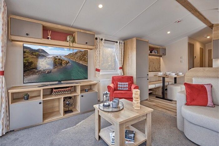 2 Bedroom Mobile/park Home For Sale In Stowford Farm Meadows, Berry Down Combe Martin, Ilfracombe, EX34