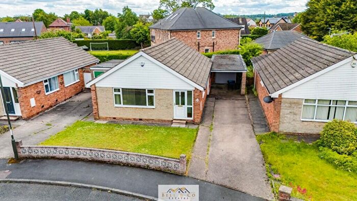 4 Bedroom Detached Bungalow For Sale In Clifton Avenue, Barlborough, Chesterfield, S43