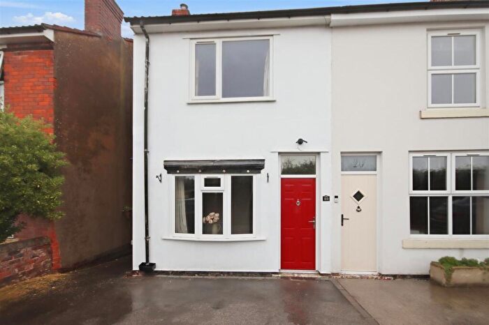 2 Bedroom Semi-Detached House For Sale In Hardstoft Road, Pilsley, S45