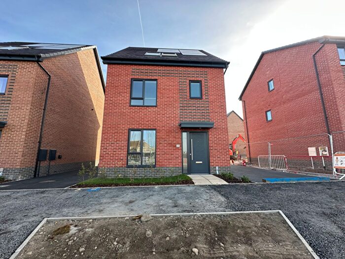 4 Bedroom Property To Rent In Hollowsbrook Road, Doncaster, DN11