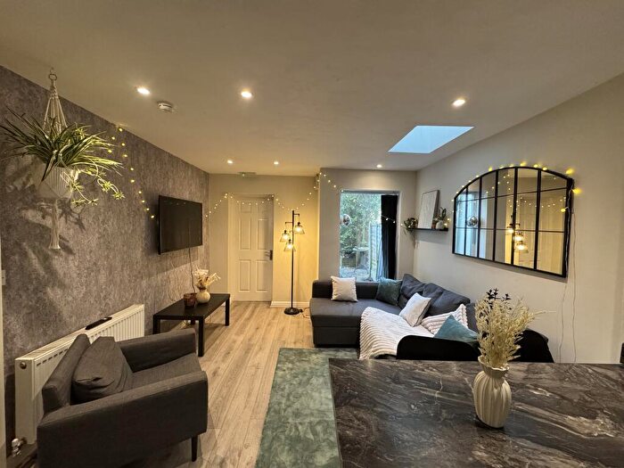 5 Bedroom House To Rent In Tiverton Road -, Selly Oak, West Midlands, B29