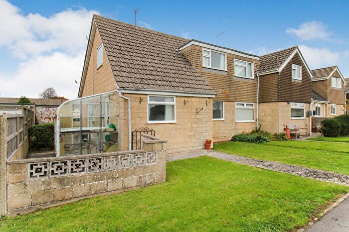 4 Bedroom Semi-Detached House For Sale In The Ridings, Kington St Michael, Wiltshire, SN14