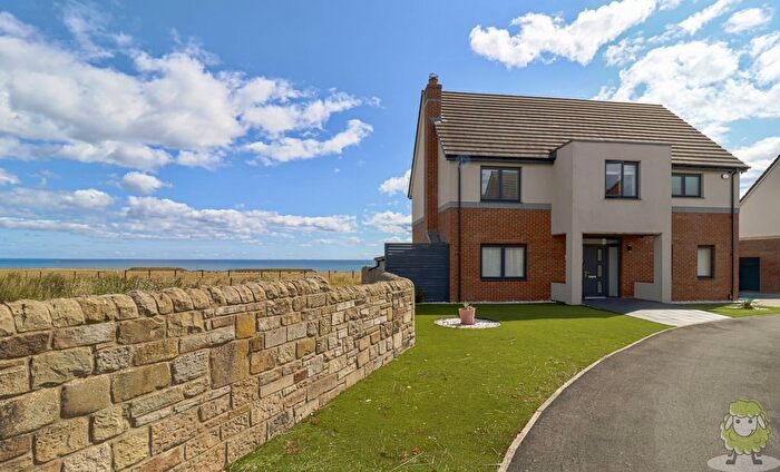 5 Bedroom Detached House For Sale In Range View, Whitburn, Sunderland, SR6