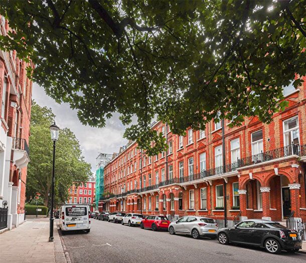 1 Bedroom Flat For Sale In Nevern Square, Kensington, SW5