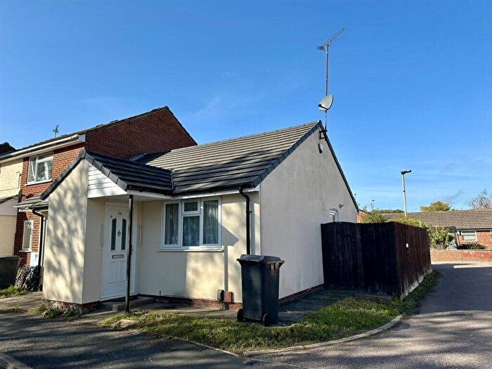 2 Bedroom Semi-Detached House To Rent In Lyle Close, Leicester, LE4