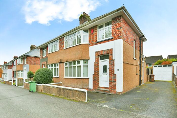 3 Bedroom Semi-Detached House For Sale In Fort Austin Avenue, Plymouth, PL6