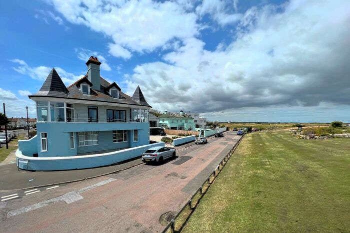 2 Bedroom Apartment For Sale In Sandown Road, Deal, CT14