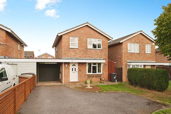 3 Bedroom Detached House For Sale In Hawthorne Avenue, Gloucester, Gloucestershire, GL4