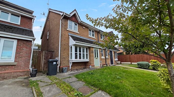 3 Bedroom Semi-Detached House For Sale In Hereford Grove, Upholland, WN8