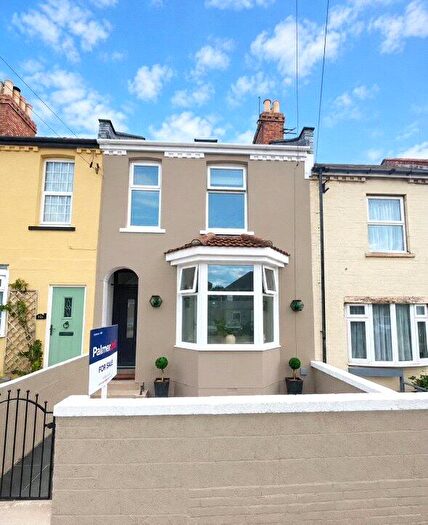 3 Bedroom Terraced House For Sale In Portland Road, Weymouth, Dorset, DT4