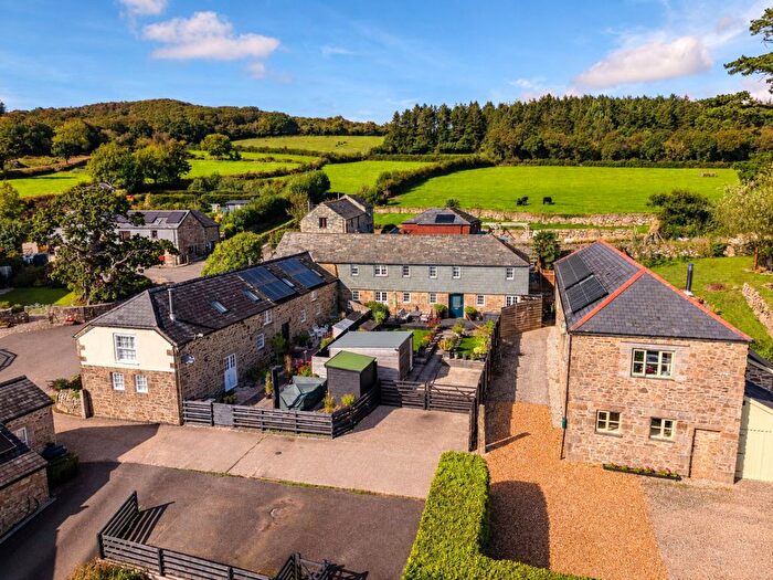 4 Bedroom Semi-Detached House For Sale In Stable Barn, Darley, Liskeard, Cornwall, PL14