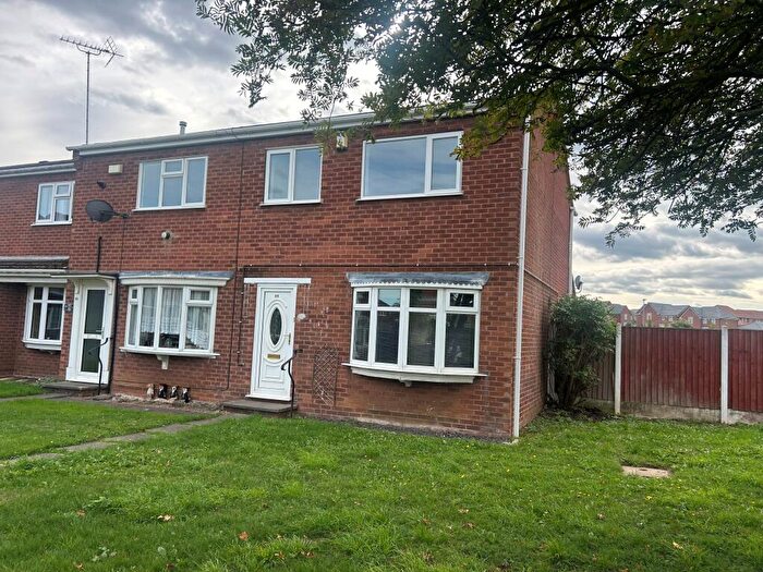 3 Bedroom Semi-Detached House To Rent In Hamilton Drive, Warsop, NG20