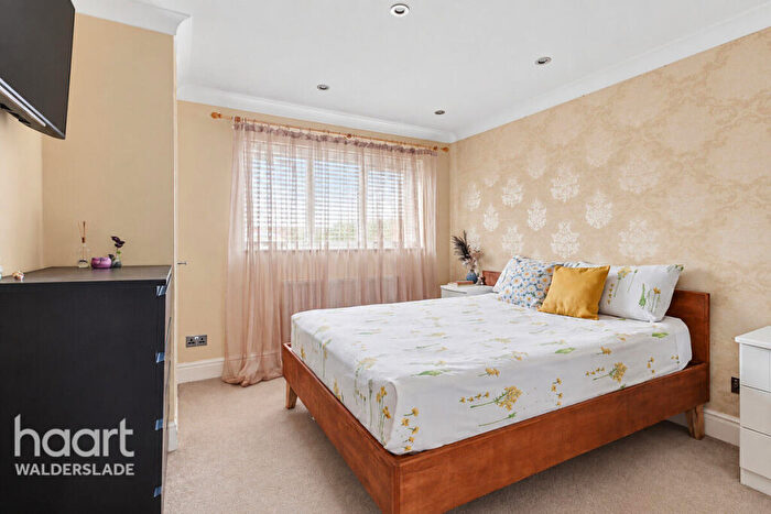 3 Bedroom Terraced House For Sale In Achilles Road, Chatham, ME5