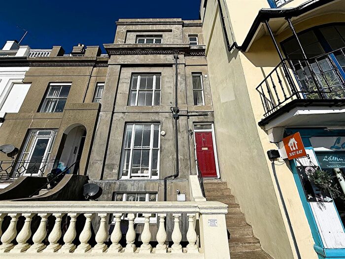1 Bedroom Flat To Rent In White Rock, Town Centre, TN34