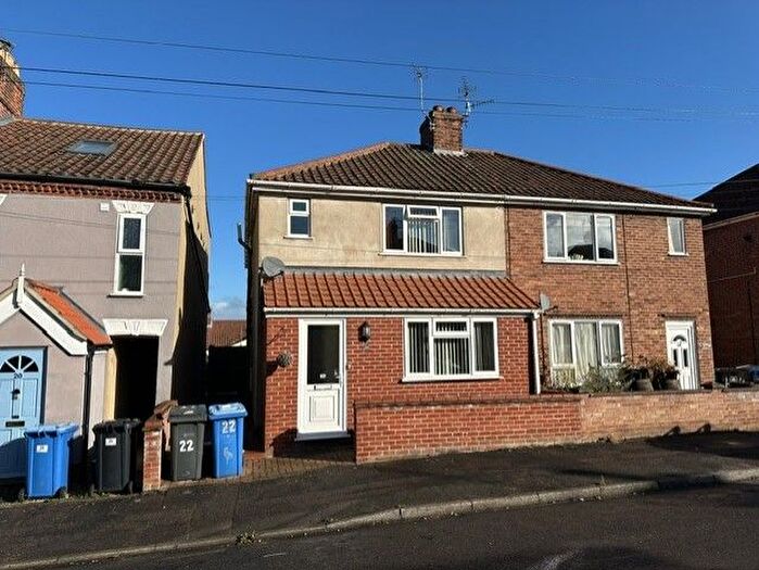 3 Bedroom Semi-Detached House To Rent In Branford Road, Norwich, NR3