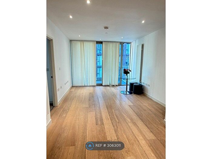 2 Bedroom Flat To Rent In Admiralty Avenue, London, E16