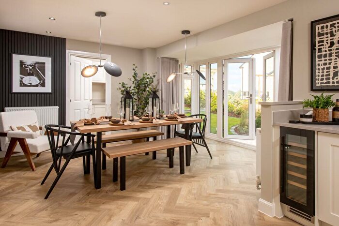 4 Bedroom Detached House For Sale In Oxlip Boulevard, Ipswich, IP1