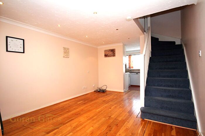2 Bedroom Semi-Detached House To Rent In Columbus Gardens, Northwood, HA6