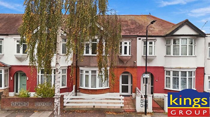 3 Bedroom Property For Sale In Wadham Avenue, Walthamstow, E17