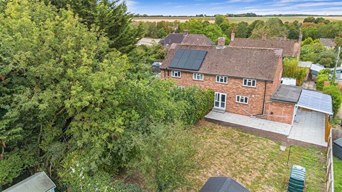 3 Bedroom Semi-Detached House For Sale In Hill View, Lidgate, CB8