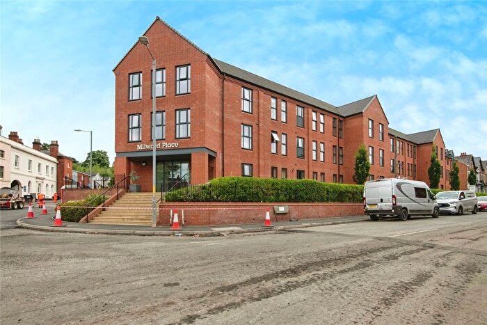 1 Bedroom Flat For Sale In Clive Road, Redditch, Worcestershire, B97