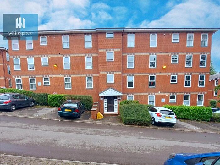 2 Bedroom Flat To Rent In Northgate Lodge, Pontefract, West Yorkshire, WF8