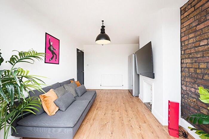 6 Bedroom Property To Rent In Conygre Road, Filton, Bristol, BS34