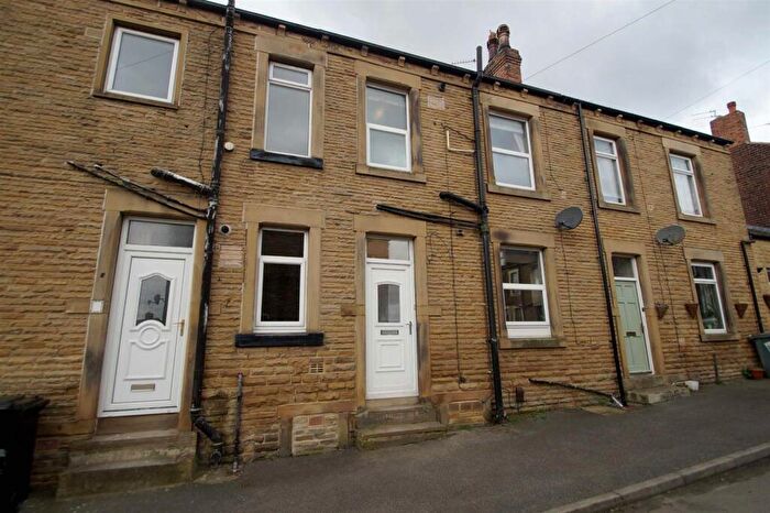 1 Bedroom Terraced House To Rent In South Parade, LS27