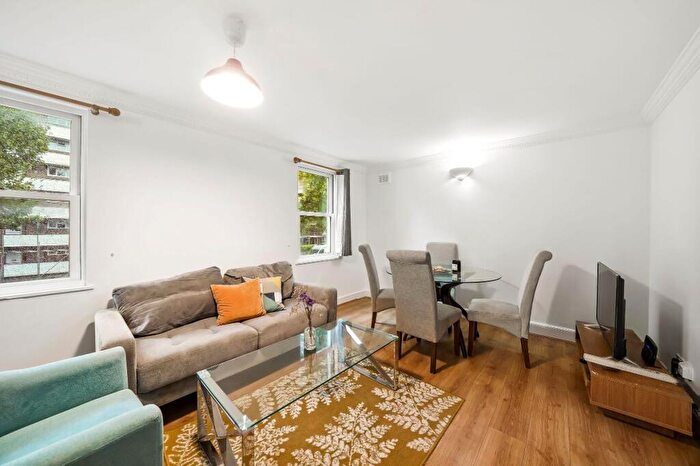 2 Bedroom Apartment For Sale In Wickham Road, London, SE4