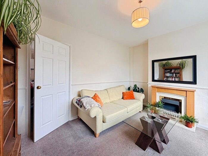 3 Bedroom Terraced House To Rent In Wycliffe Avenue, York, YO10