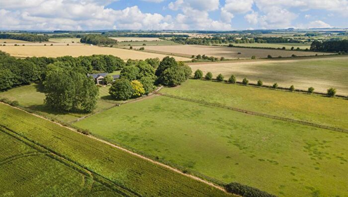 5 Bedroom Barn Conversion For Sale In Eastleach, Gloucestershire, GL7