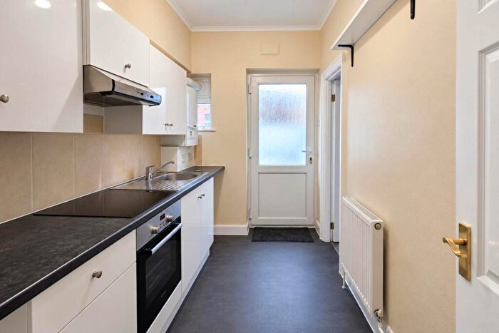 2 Bedroom Flat To Rent In The Centre, Weston-super-Mare, BS23