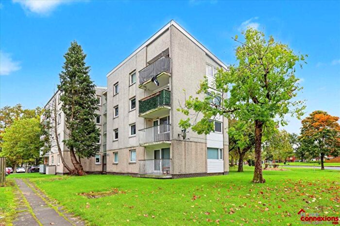 2 Bedroom Apartment For Sale In Glen Isla, St Leonards, East Kilbride, G74