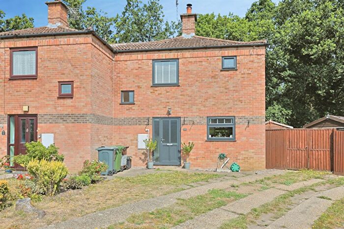 2 Bedroom Semi-Detached House For Sale In Freezer Close, Gressenhall, Dereham, NR20
