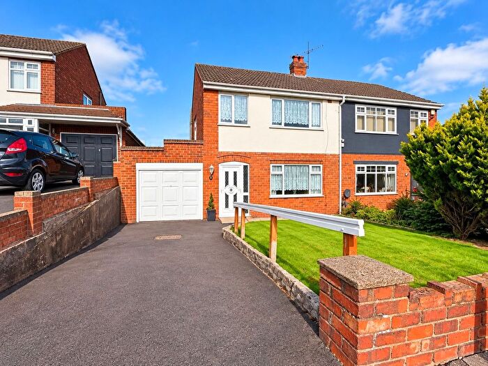 3 Bedroom Semi-Detached House For Sale In Queens Crescent, Coseley, WV14