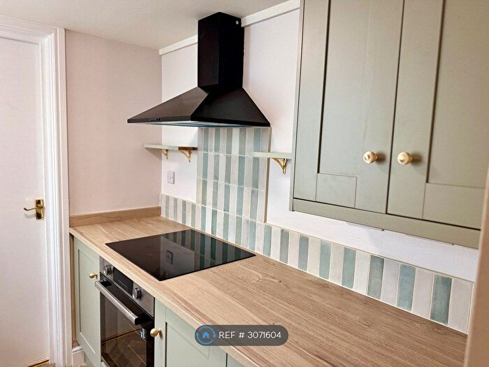 1 Bedroom Flat To Rent In Bellevue St, Folkestone, CT20