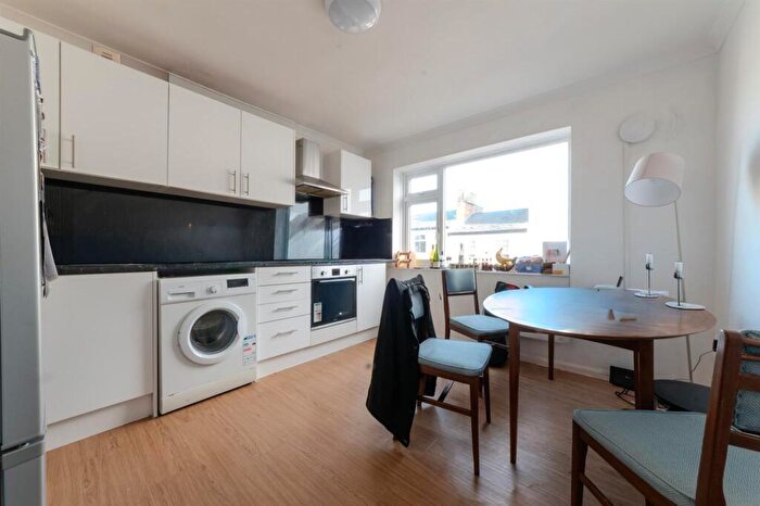 2 Bedroom Flat To Rent In Brunswick Street, Leamington Spa, CV31
