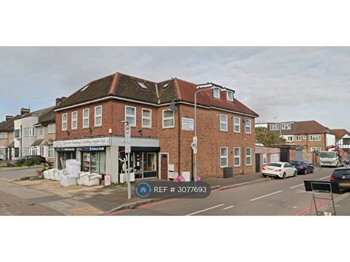 1 Bedroom Flat To Rent In Eastern Avenue, Ilford, IG2