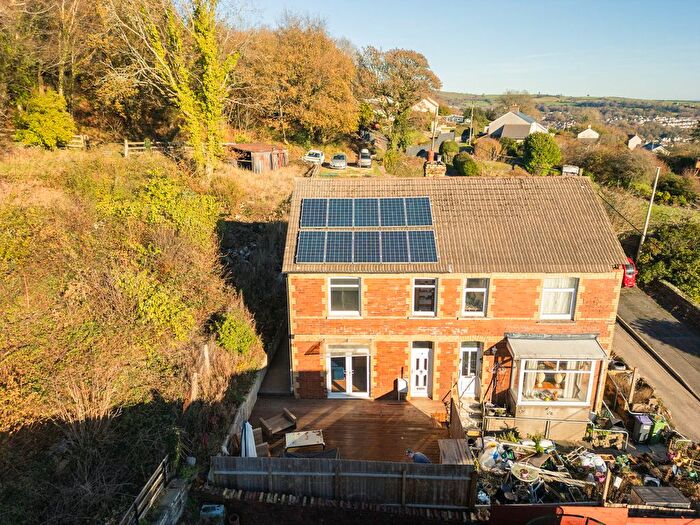 2 Bedroom Semi-Detached House For Sale In Twissells Road, Pontypool, NP4