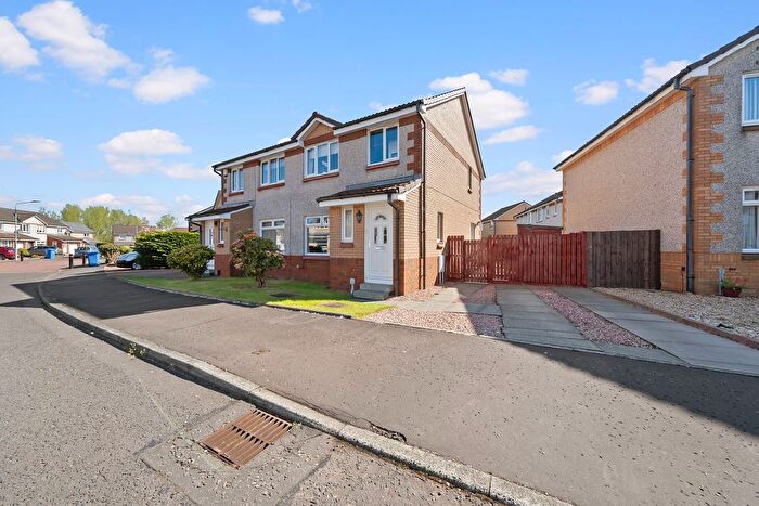 3 Bedroom Semi-Detached House For Sale In Kirkton Place, Carronshore, Falkirk, FK2