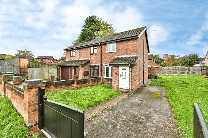 2 Bedroom Semi-Detached House For Sale In Bagnall Road, Nottingham, NG6
