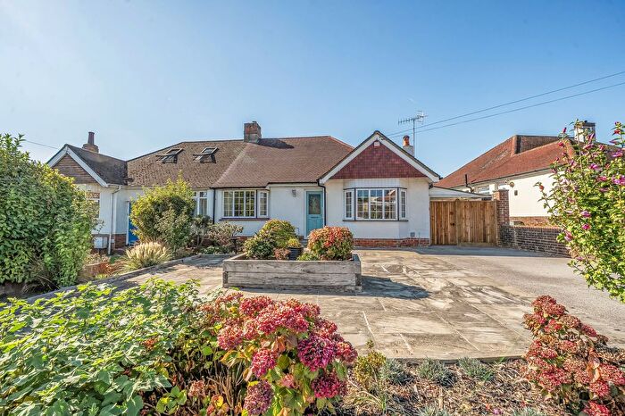 3 Bedroom Semi-Detached Bungalow For Sale In Orchard Drive, Tonbridge, TN10