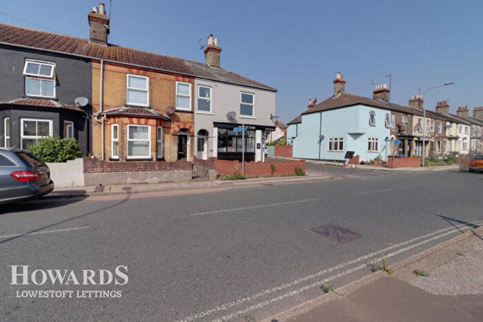 3 Bedroom Maisonette To Rent In Rotterdam Road, Lowestoft, NR32