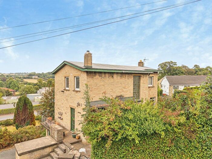 3 Bedroom Detached House For Sale In Wesley Street, Cleckheaton, BD19
