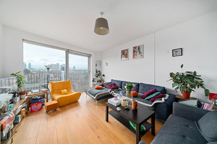 2 Bedroom Apartment For Sale In South Central East, Steedman Street, London, SE17