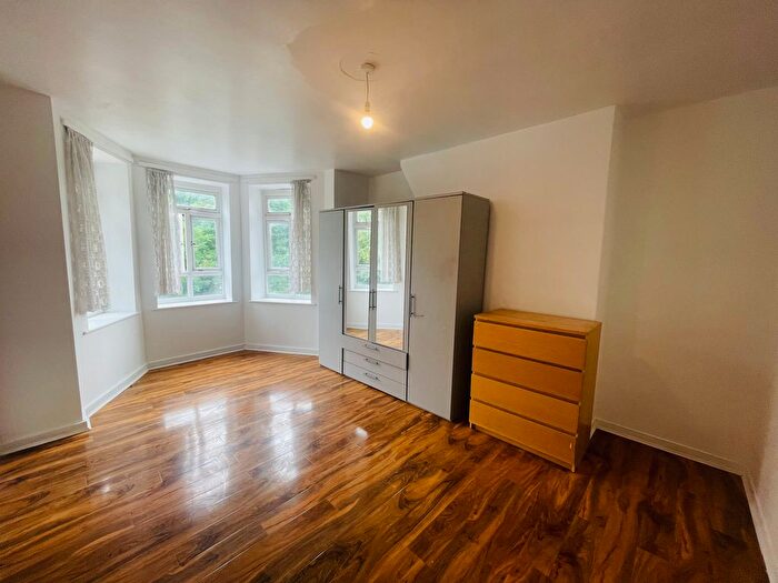 1 Bedroom Flat For Sale In Homerton Road, London, E9