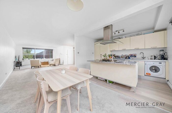 2 Bedroom Flat For Sale In Darwin Court, Gloucester Avenue, Primrose Hill, NW1