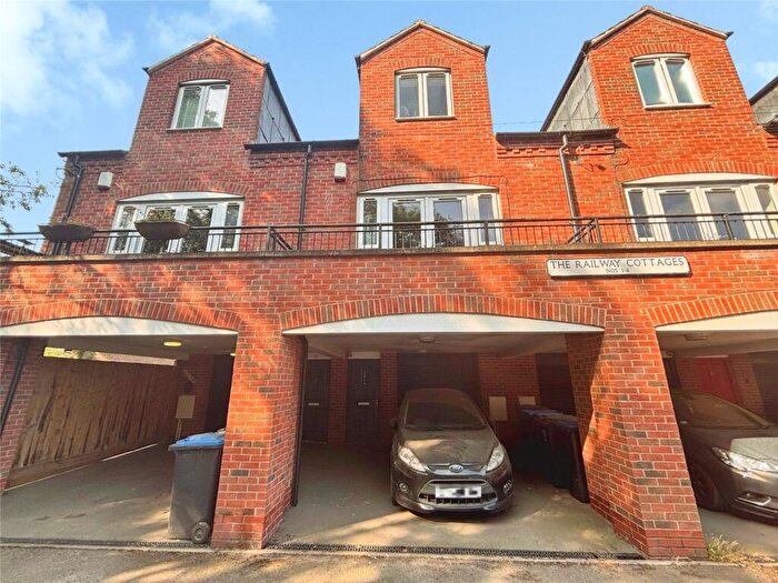 2 Bedroom Terraced House To Rent In Telford Way, Leicester, Leicestershire, LE5
